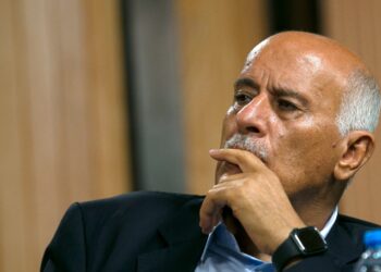 Egyptian envoy, Fatah official, holds talks