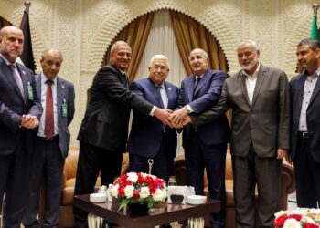 Palestinian president, head of Hamas hold rare meetings 10 The Palestinian president and the head of Hamas hold rare meetings