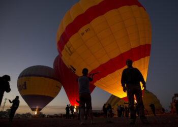 Egypt resumes its balloon flight over Luxor after the accident