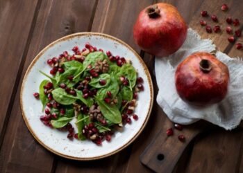 سلطة السبانخ الإيطالية