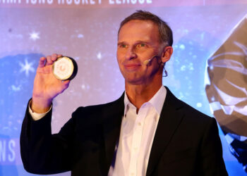Hockey icon faces threat to stop stars from playing in Russia