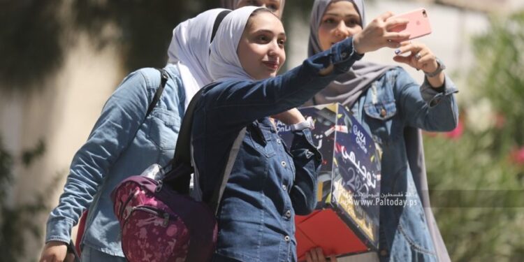 68.12% of students pass Tawjihi high school exam in Palestine
