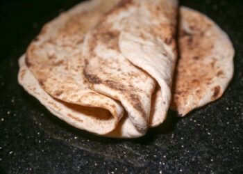 خبز الطابون الأسمر