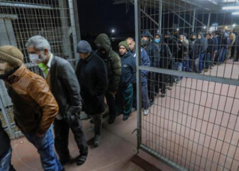 هيئة البث الإسرائيلية: منح 2300 عامل فقط من غزة تصريح دخول لإسرائيل