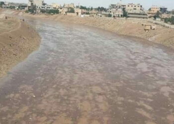 مخاطر صحية واقتصادية جراء حبس مياه نهر الخابور شمال سوريا