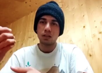 قصة لاجئ عراقي شرب المستنقعات: "عرفت الله في أوروبا"