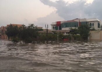 ما أسباب الأمطار الغزيرة والسيول الصيفية في الإمارات؟