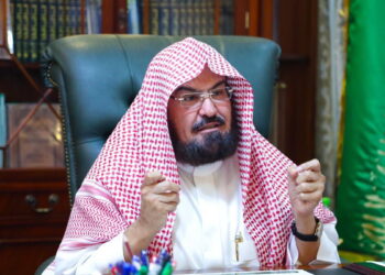 السديس يعفي عدداً من القيادات لتقصيرهم في أداء مهامهم خلال الحج