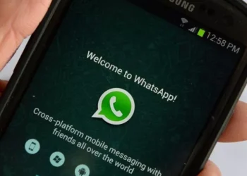 WhatsApp إخفاء العبارة على الإنترنت الآن