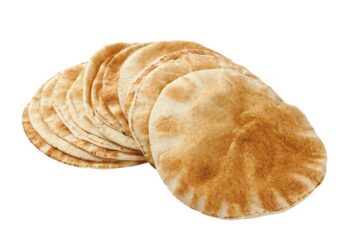 اقتصاد غزة يرفع وزن ربطة الخبز مع ثبات سعرها 8 شيكل