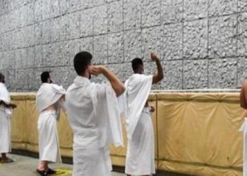 هل يجوز الرمي قبل الزوال للمتعجل ؟