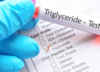 What does triglyceride patient eat?  15 What does triglyceride patient eat?