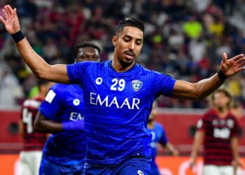 الهلال السعودي يتوج بطلا لكأس سوبر لوسيل