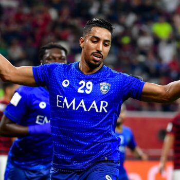 الهلال السعودي يتوج بطلا لكأس سوبر لوسيل