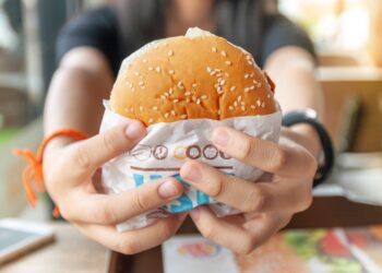 America's Third-Biggest Burger Chain Will Undergo Major Changes To Become More "Premium" 12 America's Third-Biggest Burger Chain Will Undergo Major Changes To Become More "Premium"