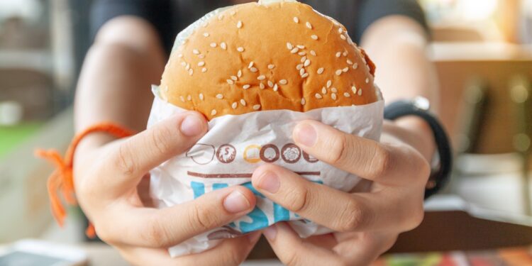 America's Third-Biggest Burger Chain Will Undergo Major Changes To Become More "Premium"