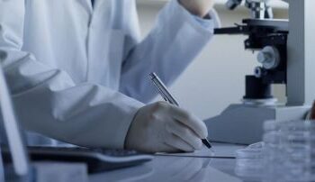 Des minuscules particules dans l’air qui provoquent des crises cardiaques