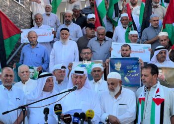 العشائر والقبائل تطالب بخطة وطنية شاملة لمواجهة الاحتلال