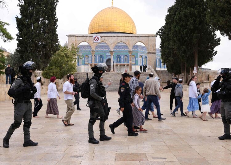 اقتحام الاقصى