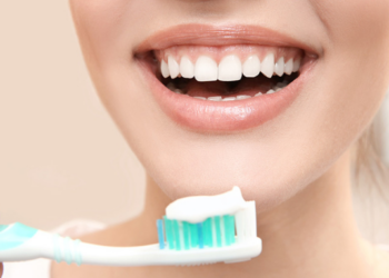 ما هو أفضل وقت لتنظيف الأسنان بالفرشاة؟