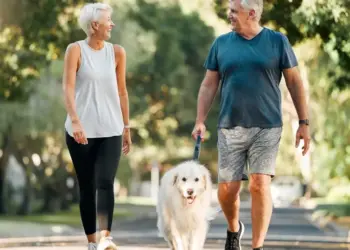 4 طرق للتركيز على لياقة الجسم بالكامل مع التقدم في العمر