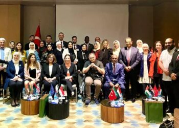 بالصور :مركز بيلز لإدارة الأزمات يختتم دوراته الوجاهية المتخصصة في اسطنبول