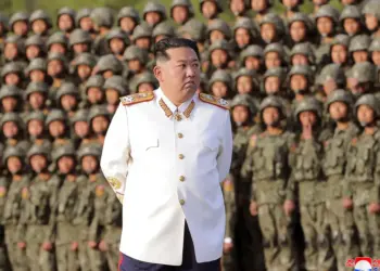 زعيم كوريا الشمالية يُقيل أعلى قائداً عسكرياً في البلاد