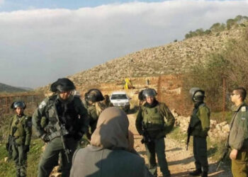 احتجاز عائلة - الاحتلال