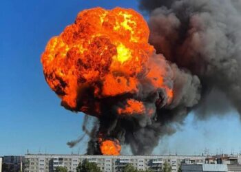 مقتل شخص وإصابة 46 آخرين إثر انفجار بمحطة وقود في رومانيا