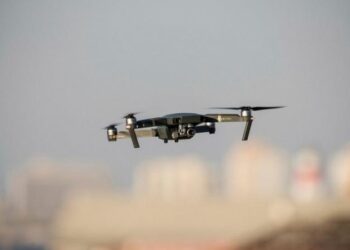 طائرة مسيرة