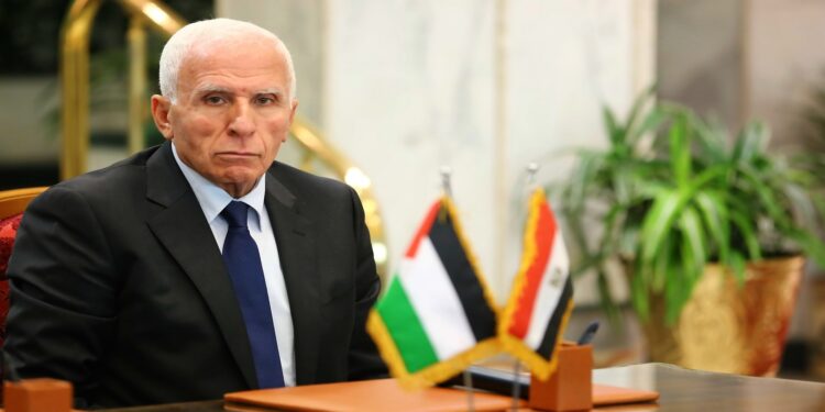 CAIRO, EGYPT - OCTOBER 12 : Palestinian Fatah movement leader Azzam Al-Ahmad makes a speech after signing the reconciliation agreement to build a consensus with Deputy Chairman of the Movement's Political Bureau Saleh Al-Arouri (not seen) in Cairo, Egypt on October 12, 2017. (Photo by Ahmed Gamil/Anadolu Agency/Getty Images)