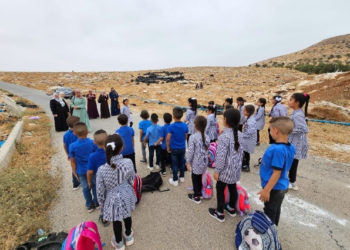 45 طالباً شرق بيت لحم يبدؤون عامهم الدراسي في العراء !