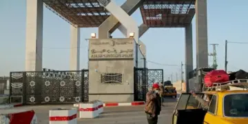 بالأسماء.. داخلية غزة تنشر كشف تنسيقات للسفر عبر معبر رفح غداً