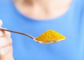 الكركم علاج لعسر الهضم والحموضة