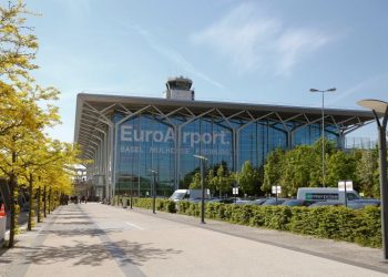 استئناف الملاحة بمطار بازل-مولوز بعد إنذار بقنبلة قبل انطلاق الأولمبياد