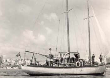 عائلة علقت 38 يوما في البحر: تعاهدنا ألا يأكل بعضنا بعضا