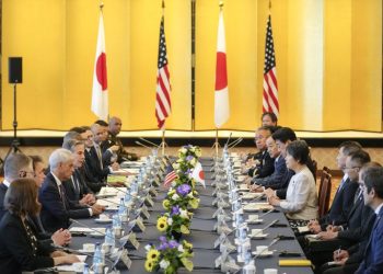 قلق أميركي ياباني من تزايد التعاون العسكري لروسيا والصين