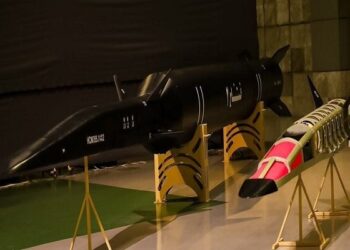 بعضها قادر على الوصول لأوروبا وحمل رؤوس نووية.. صواريخ إيران التي استهدفت إسرائيل