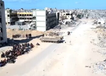 200 ألف مواطن تحت القصف والحصار في مخيم جباليا