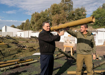 كاتس: لا اتفاق مع لبنان إذا لم ينسحب حزب الله وراء نهر الليطاني