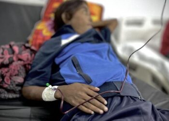 غزة: 120 صنفا دوائيا بينهن 20 نوعا من أدوية السرطان رصيدها صفر