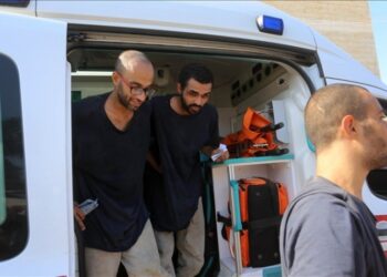 بينهم طبيب.. إسرائيل تفرج عن 6 معتقلين فلسطينيين من غزة