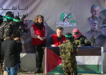 حماس ترفض دون ضمانات لإنهاء الحرب وإسرائيل ترفض التنازلات