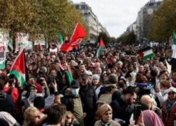 سياسيون فرنسيون: “إسرائيل” ترتكب إبادة جماعية في غزة ويجب ملاحقتها دولياً