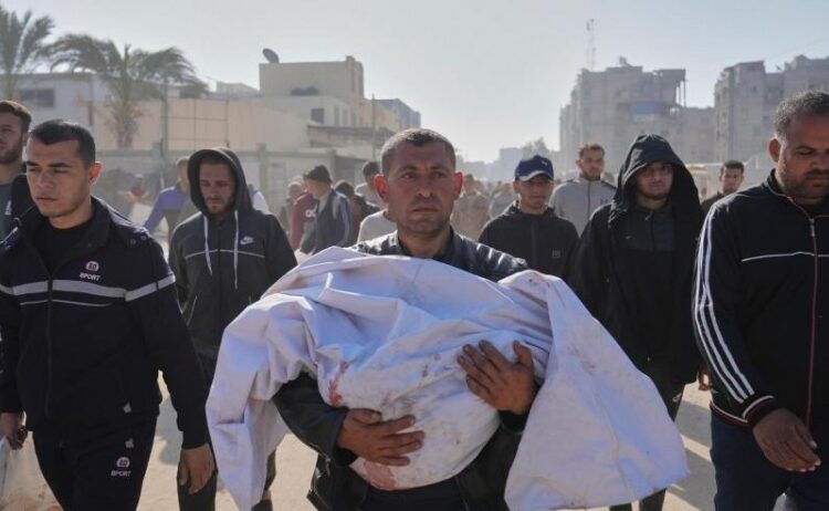 71 شهيدا خلال يوم في قطاع غزة