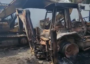 طائرات الاحتلال تدمر معدات الإنقاذ في غزة