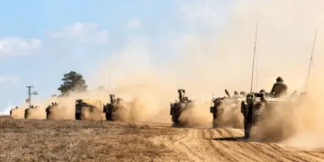 خطط الاجتياح تتسارع وغموض يلف الرد الإسرائيلي.. هل تنجح وساطة مصر وقطر؟ 24 إسرائيل تمهل الوسطاء حتى نهاية زيارة ترامب قبل التحرك عسكريًا