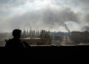إسرائيل تستعد لتصعيد عسكري في غزة وتستدعي قوات الاحتياط