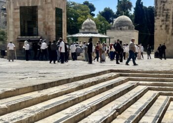 الاحتلال يعيد اغلاق الأقصى وحصار متواصل على البلدة القديمة