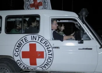 الوفد الإسرائيلي يُعرب عن “تفاؤله” ويُشير إلى “تقدم تدريجي” بشأن الأسرى وغزة